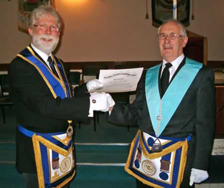 (l to r) WBro Graham Minett and Bro Martin Lambert